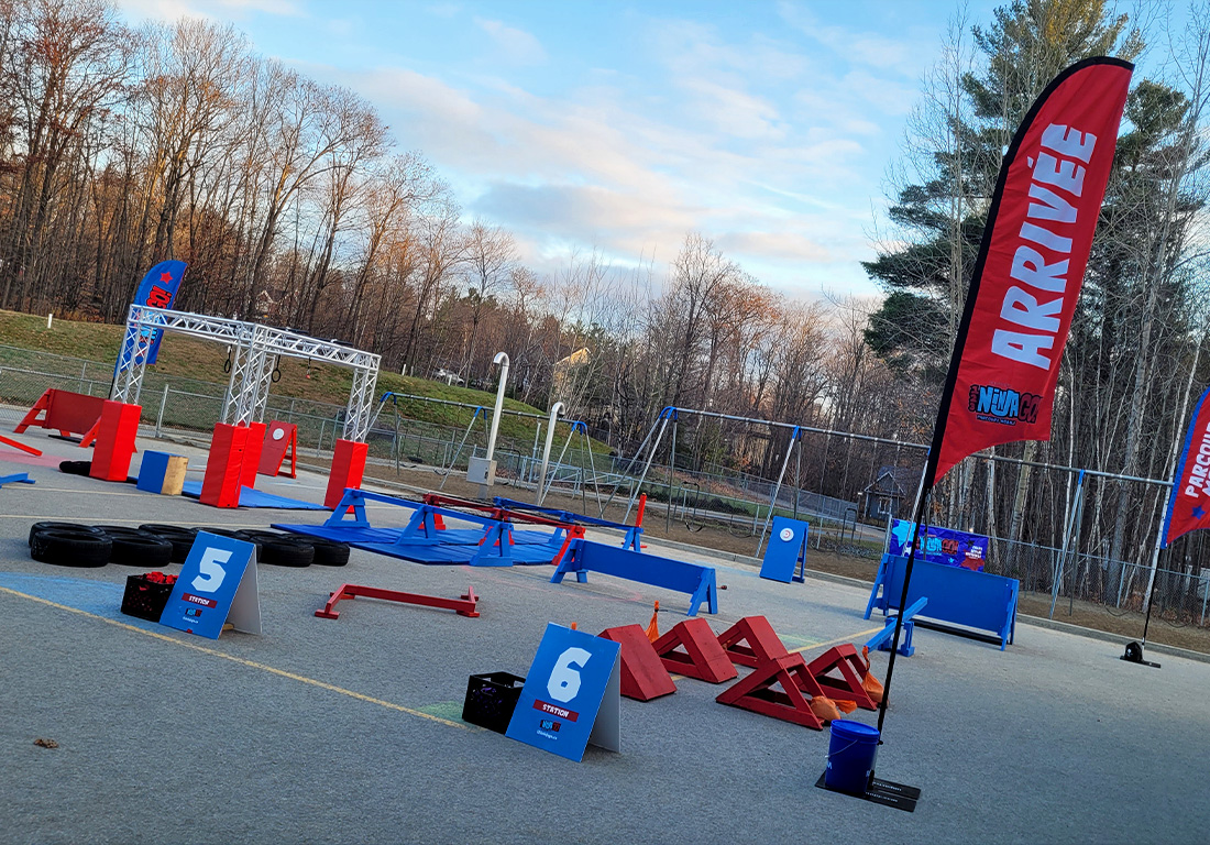 Parcours en stations | 123 Ninja Go | Parcours d'obstacles mobiles | Écoles • Camps • Festivals | Kompra Bootcamp