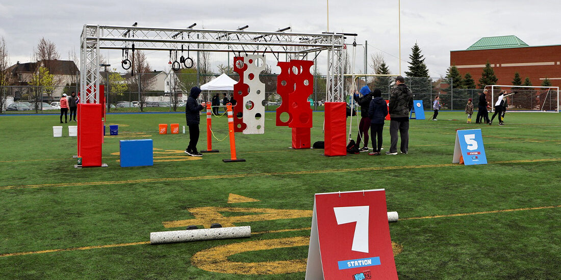Parcours "Ninja Warrior" pour course à obstacles | 123 Ninja Go | Parcours d'obstacles mobiles | Écoles • Camps • Festivals | Kompra Bootcamp